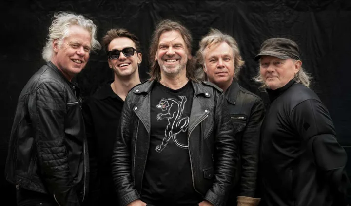 Coming On Strong - Golden Earring Tribute boeken